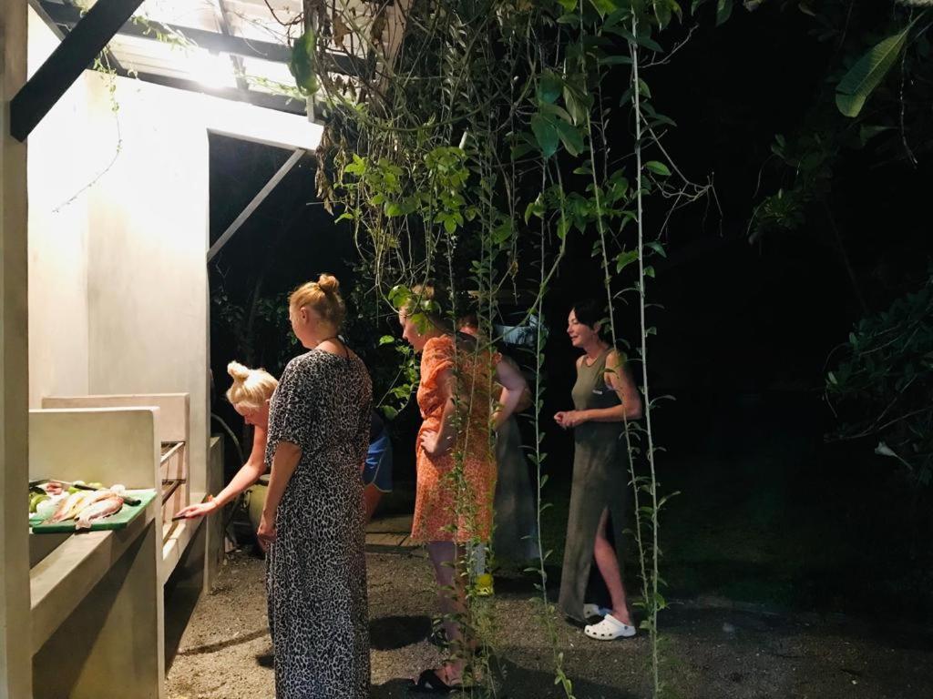 Chaaya Inn Hotel Hikkaduwa Exteriör bild